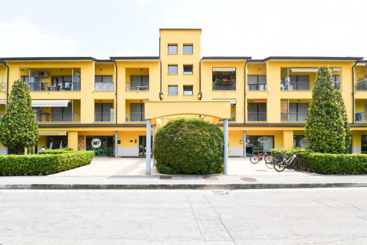 Sarno Apartments Caravaggio Sirmione Exterior photo
